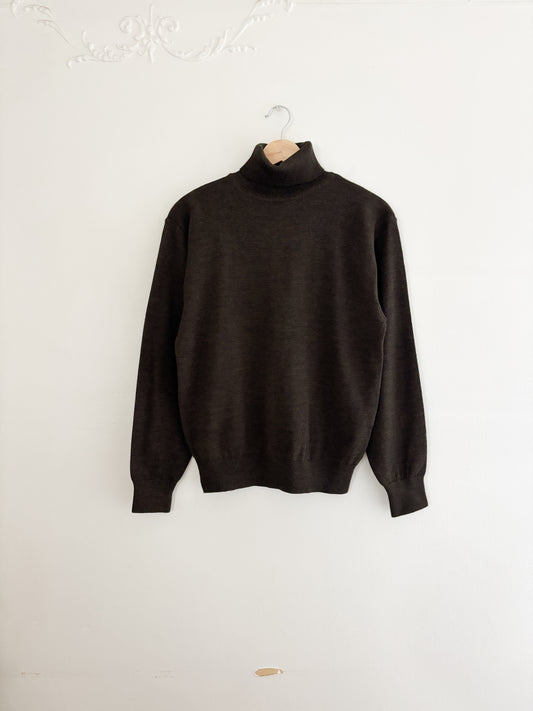 Brown Turtleneck Sweater (S/M)