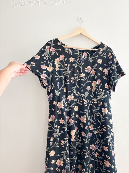 Vintage Floral Dress (S/M)
