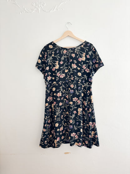 Vintage Floral Dress (S/M)