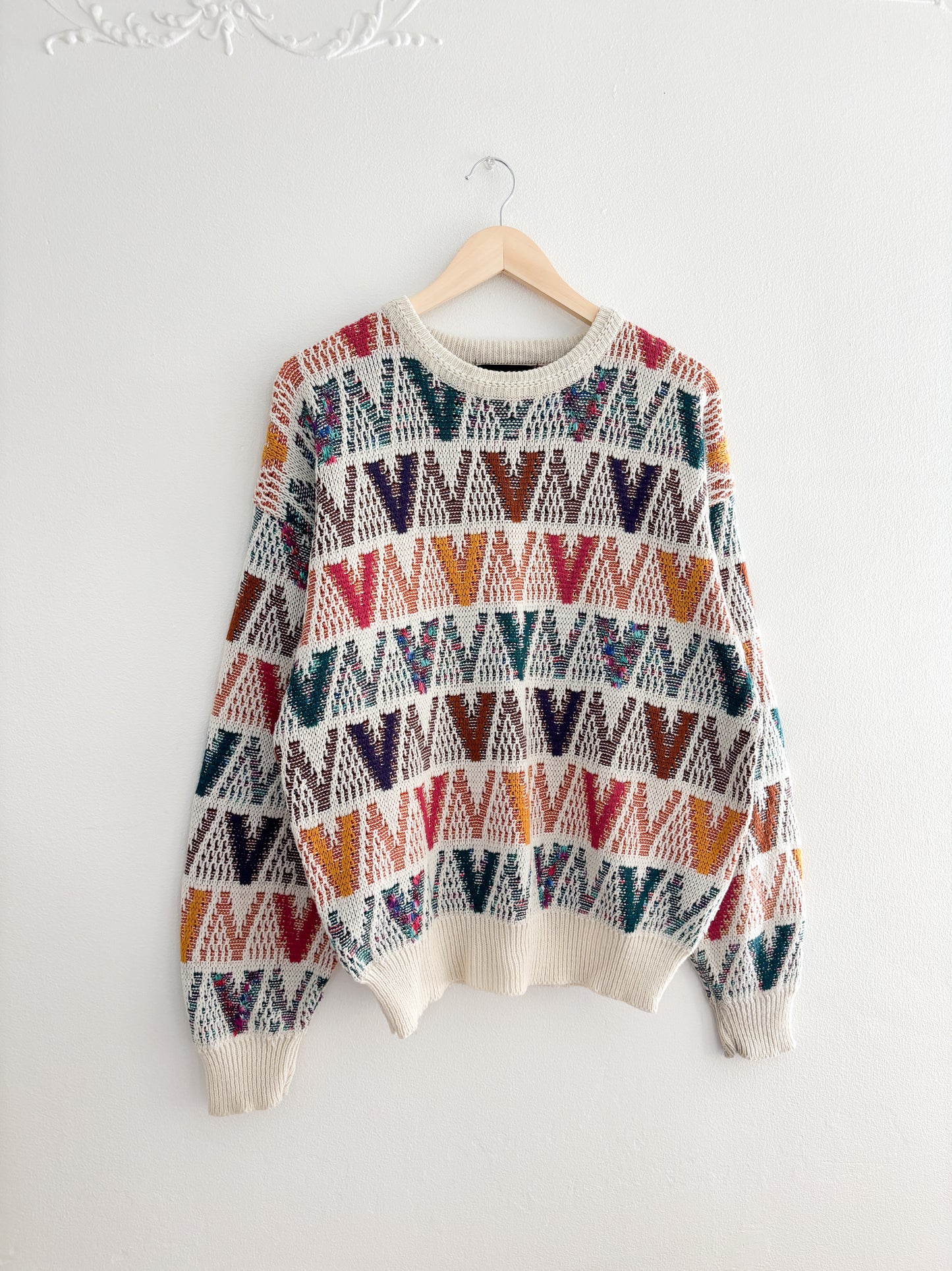 Vintage Patterned Sweater (L)