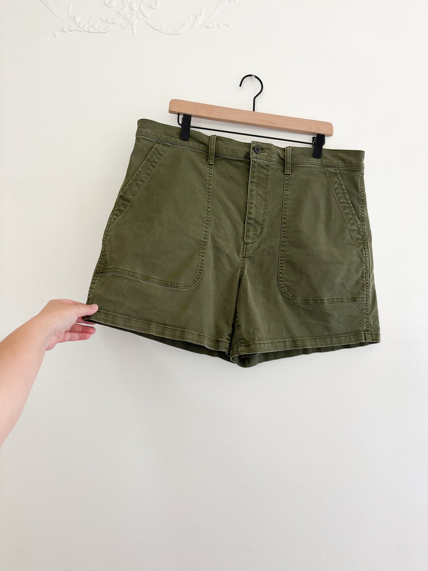Madewell Perfect Vintage Fatigue Shorts (33)