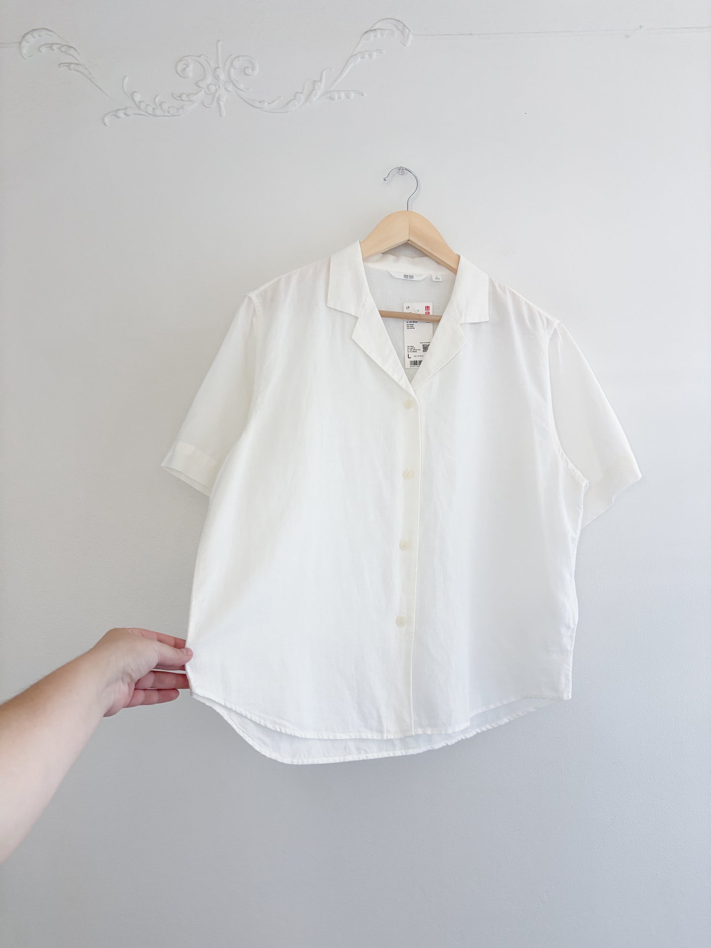 NWT Uniqlo Button Up (L)