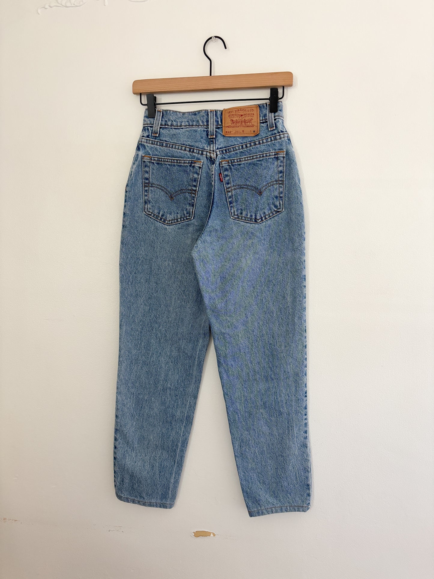 Vintage Levis Jeans (24”)