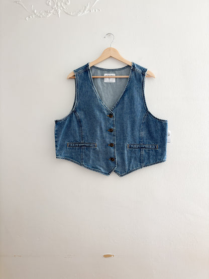 NWT Old Navy Denim Vest (XL)