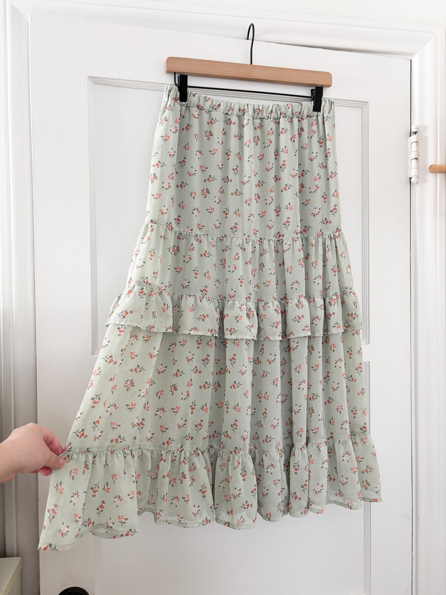 Floral Tiered Skirt (M/L)