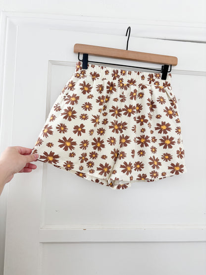 NWT Nectar Floral Easy Shorts (M)