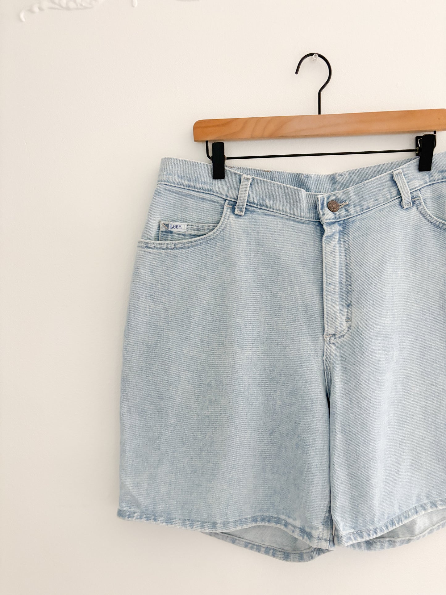 Vintage Lee Denim Shorts (36/37”)