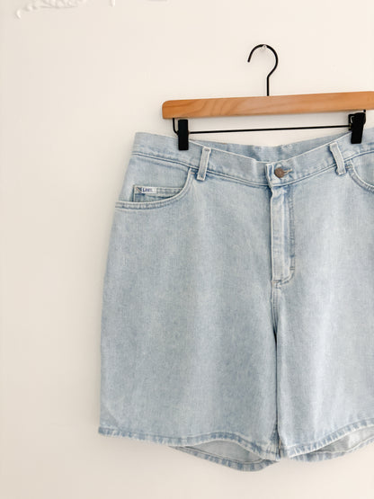 Vintage Lee Denim Shorts (36/37”)