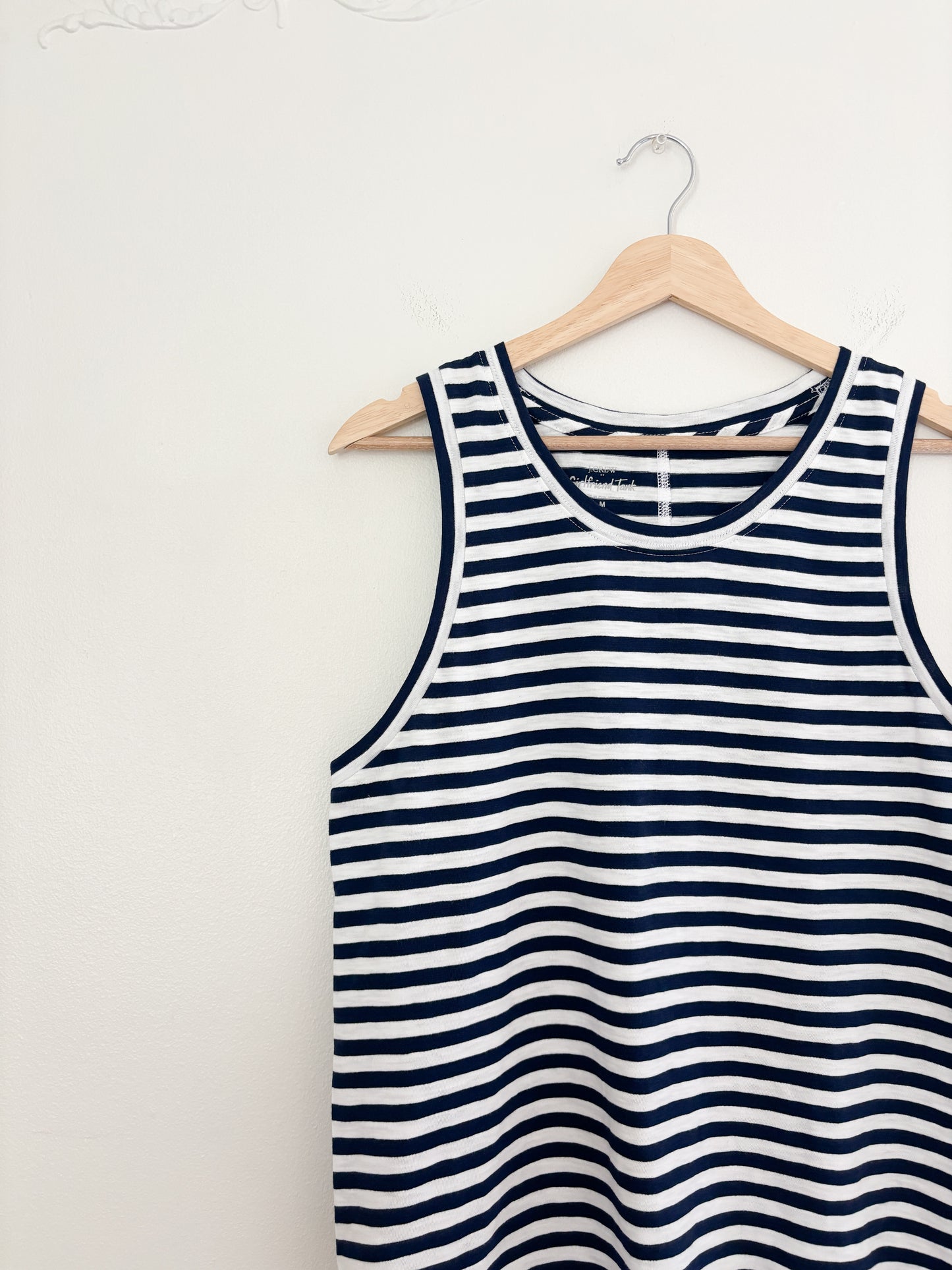 J Crew Girlfriend Tank (M)