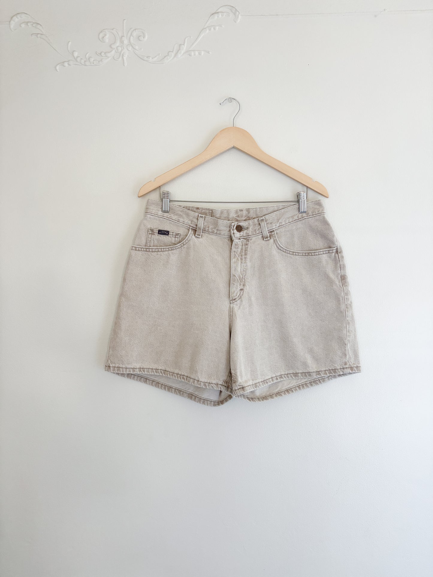 Vintage Riders Tan Shorts (32”)
