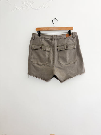 Judy Blue shorts (XL)