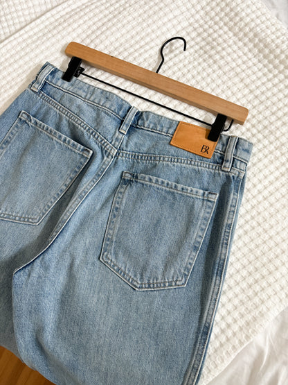 Banana Republic “Ranger” High Rise Straight Jeans (30/31”)