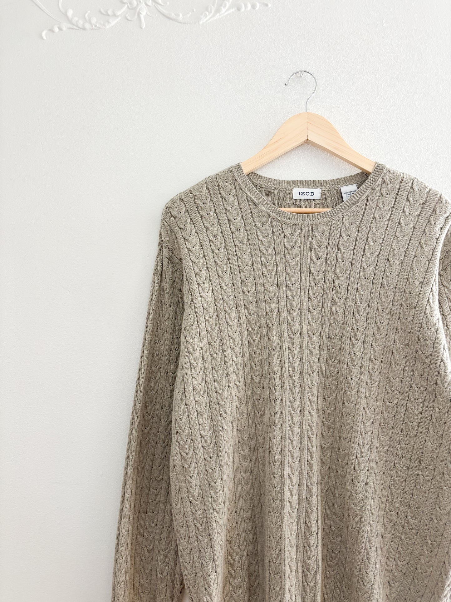 Izod cable knit sweater (XL)