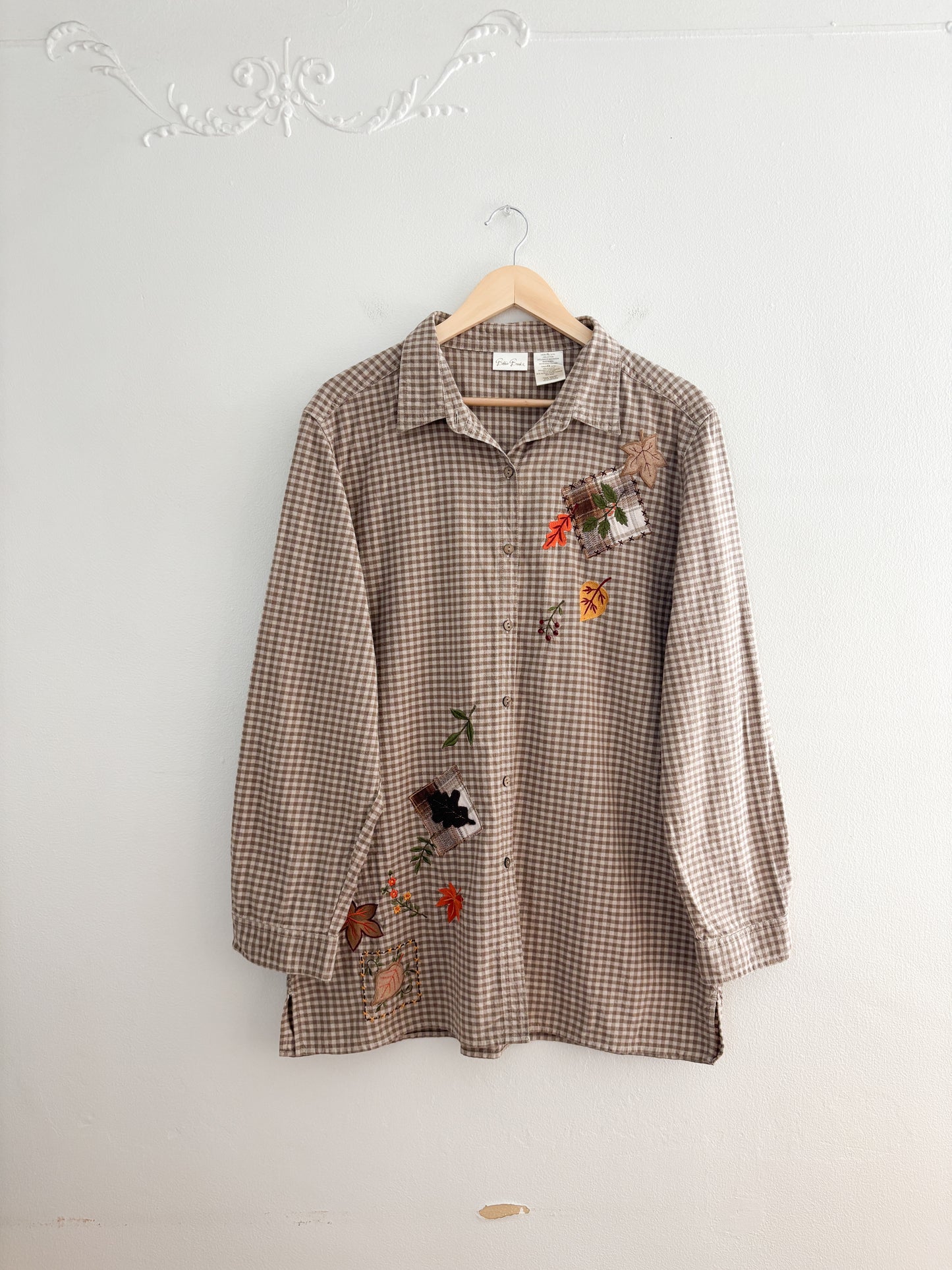 Vintage Leaf Gingham Button Up (XL)