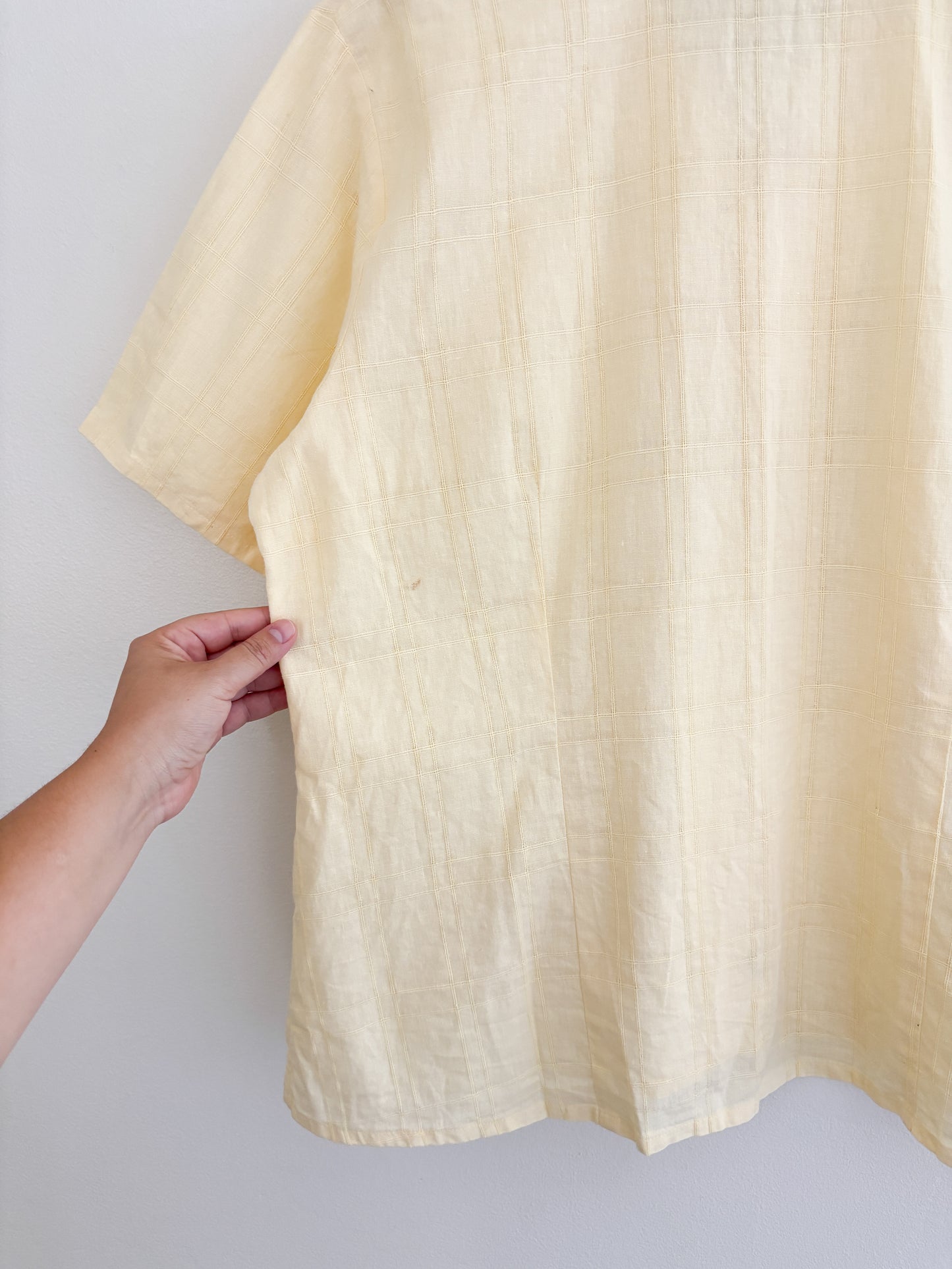 Vintage Butter Yellow Button Up (XXL)