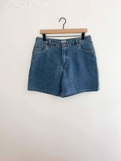 VIntage Cherokee Denim Shorts (31/32”)