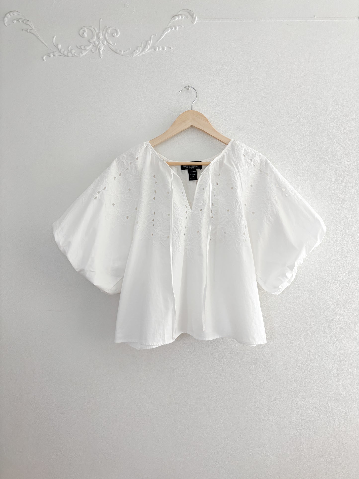 White Floral Puff Sleeve Blouse (M)