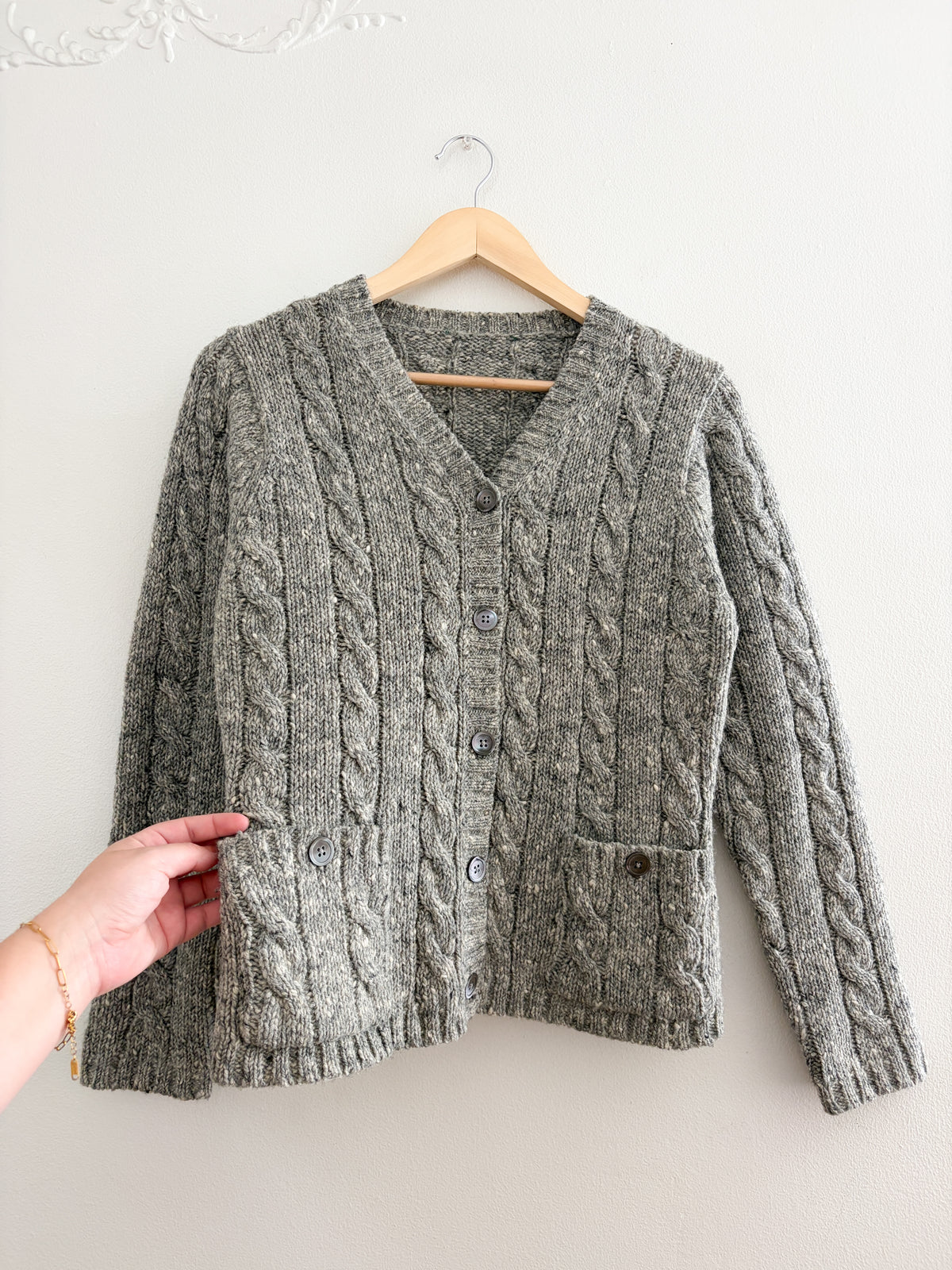 Vintage Grey Cable Knit Cardigan (S/M)