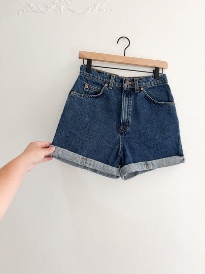 Levis Orange Tab Dark Wash Shorts (26”)