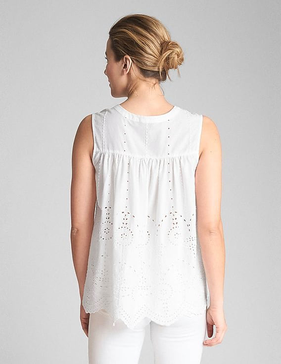 Gap Eyelet Top (S)
