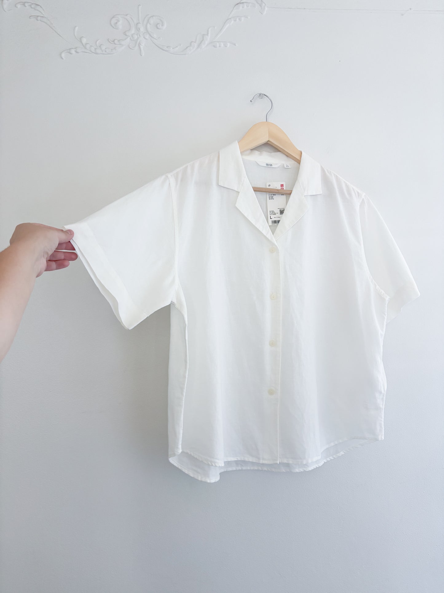 NWT Uniqlo Button Up (L)