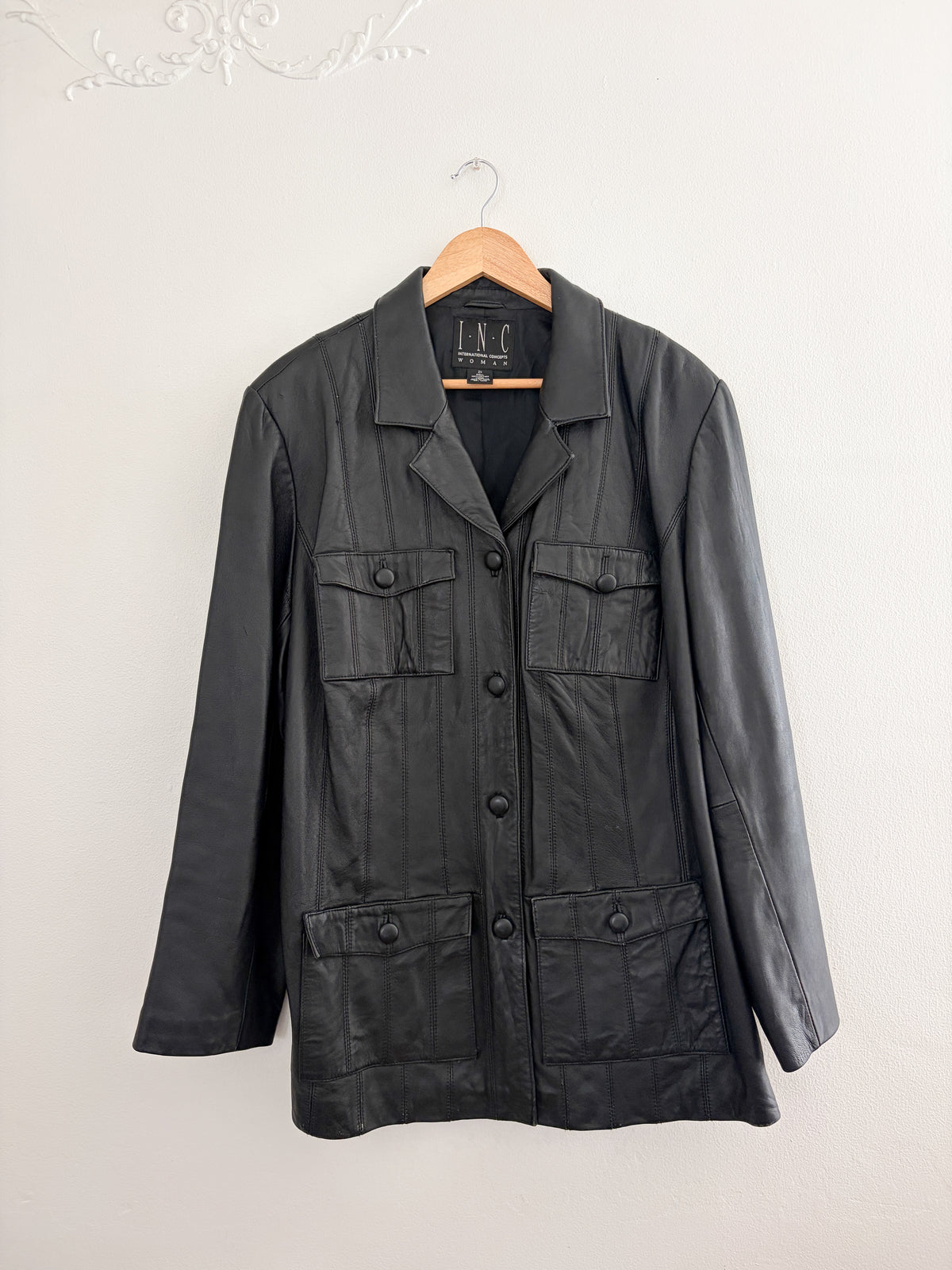 Vintage Black Leather Jacket (XXL)