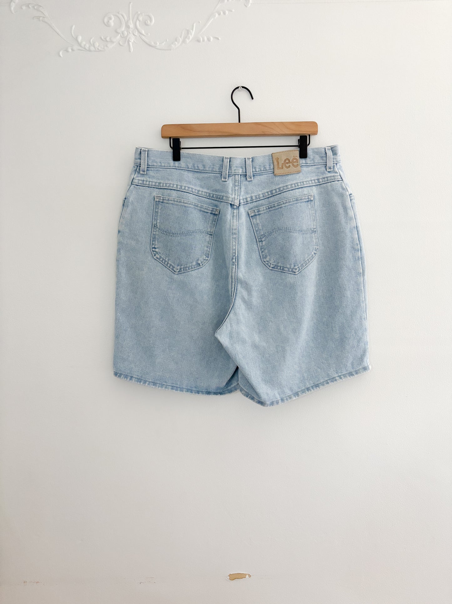 Vintage Lee Denim Shorts (36/37”)