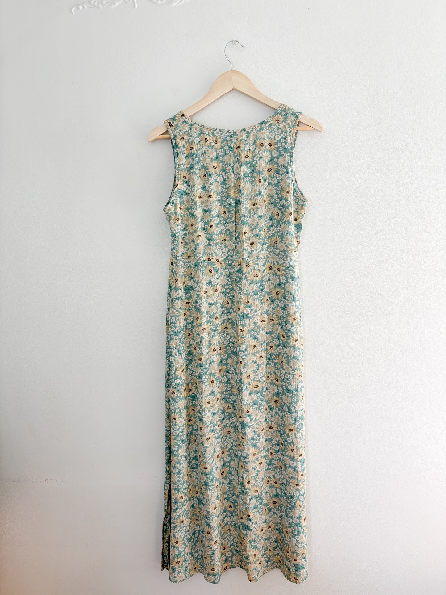 Vintage Daisy Maxi Dress (S/M)