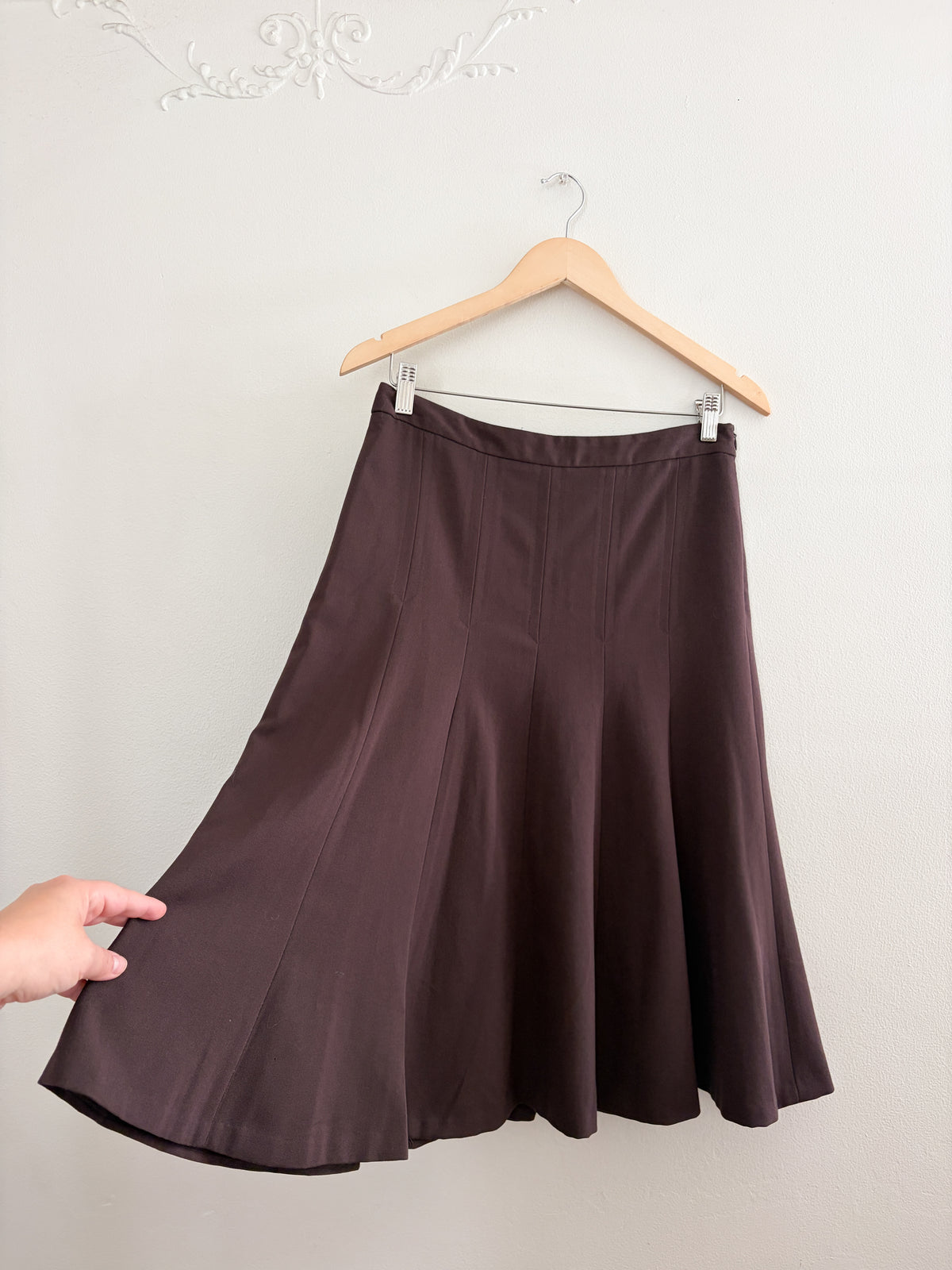 Vintage Brown Pleated Midi Skirt (28”)