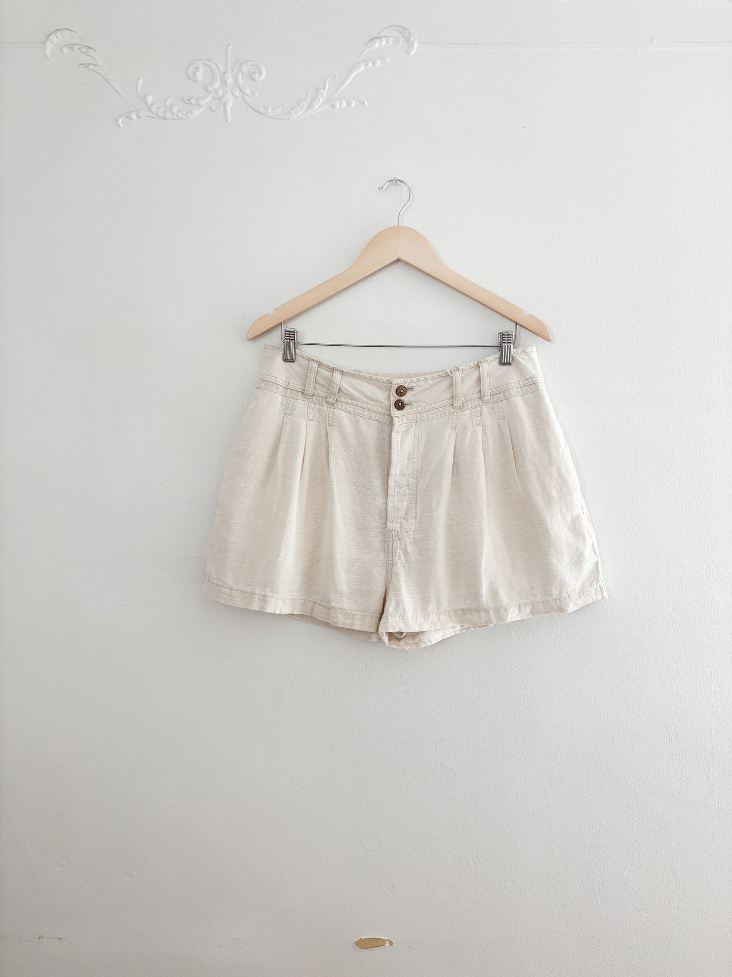 Free People Linen Blend Shorts (M)