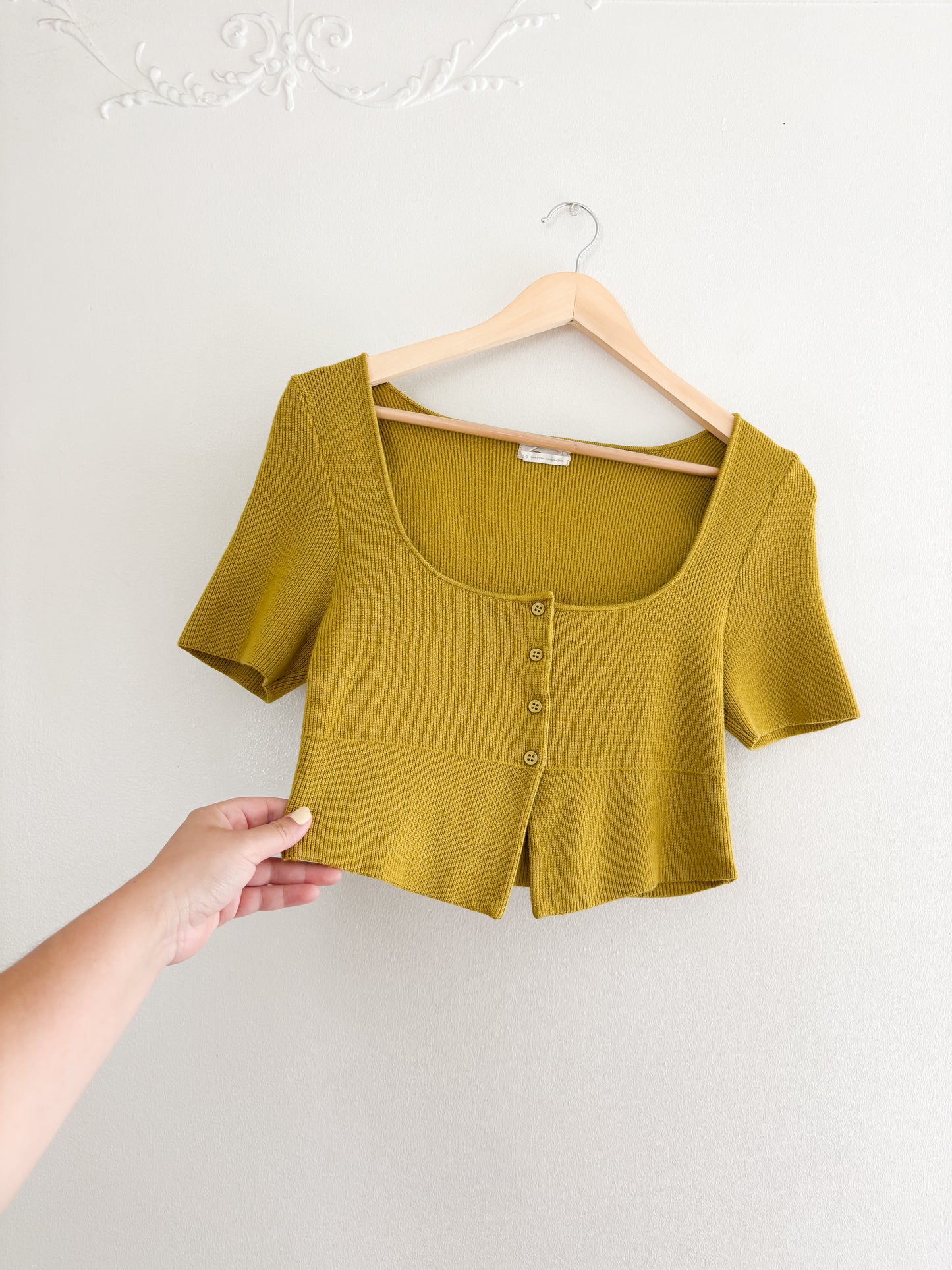 Urban Outfitters Knit Top (L)