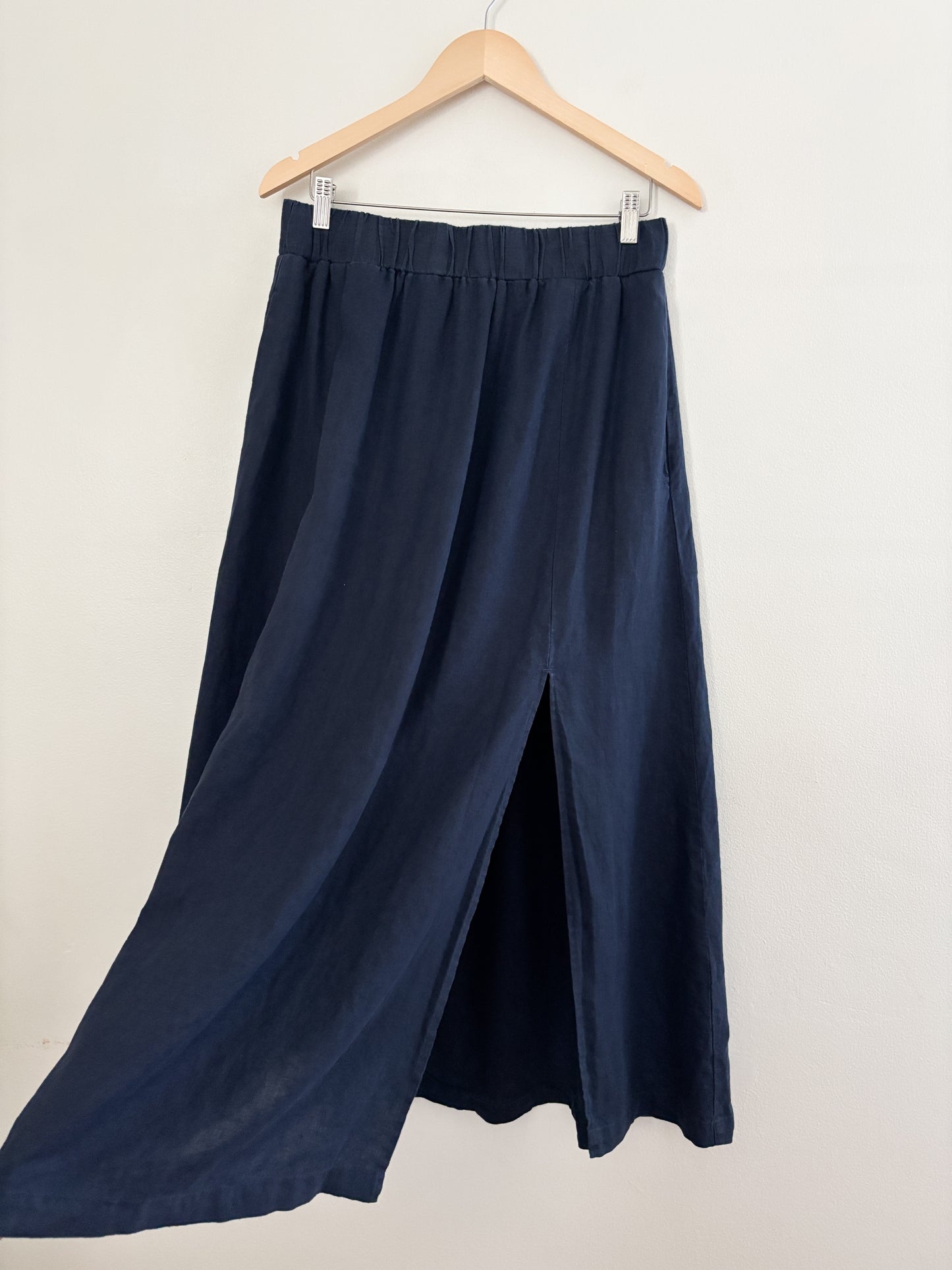 Quince Navy Linen Skirt (L)