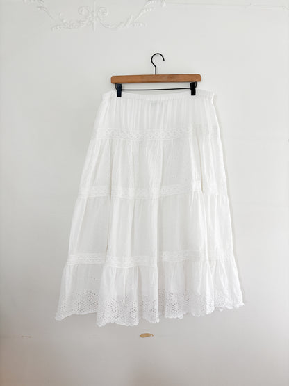 Vintage White Tiered Maxi Skirt (XL)