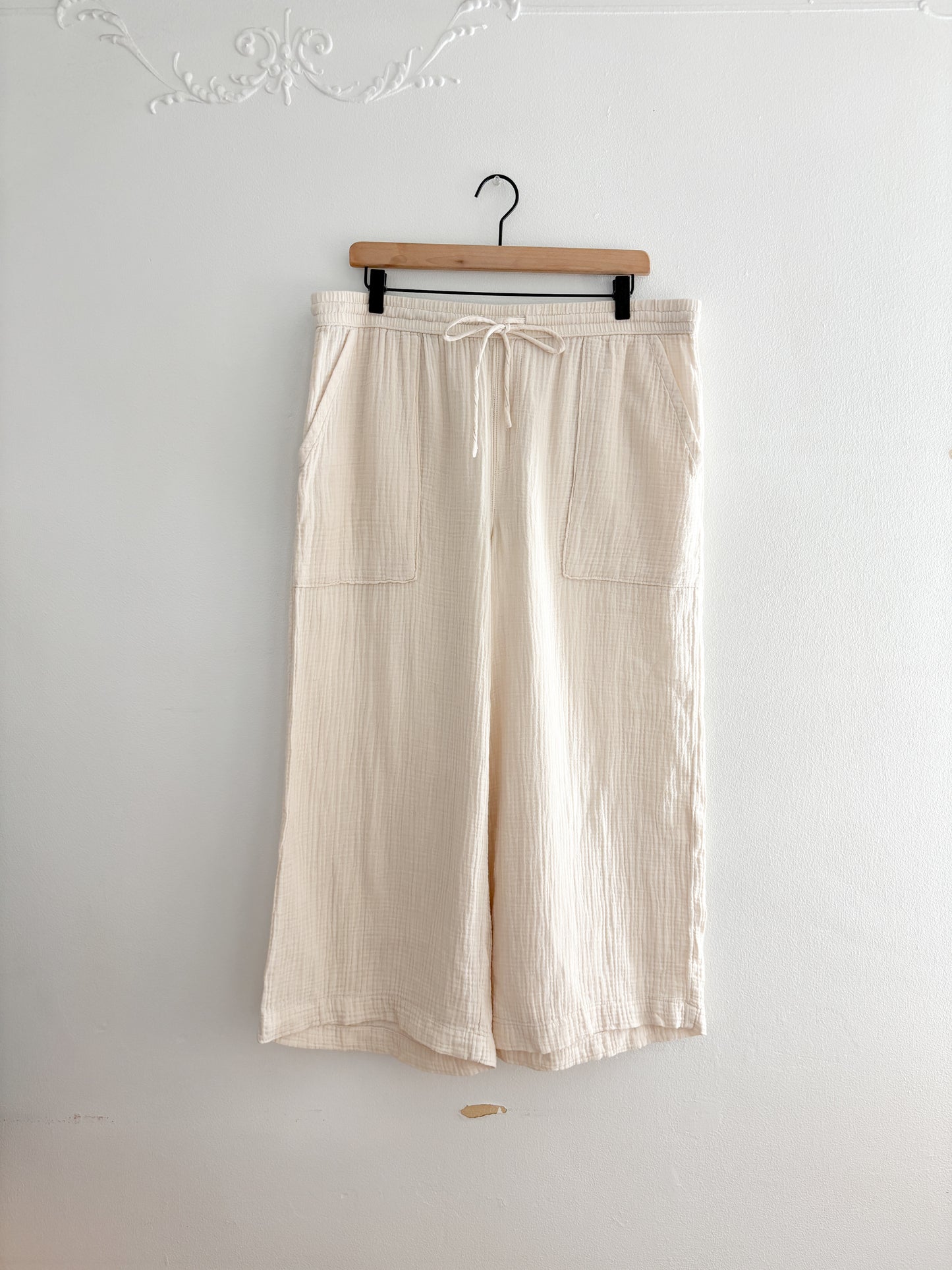 Universal Thread Easy Gauze Pants (XL)