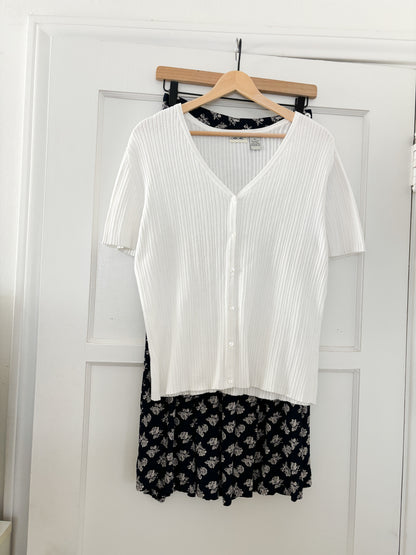 Vintage Ribbed button up top (XL)