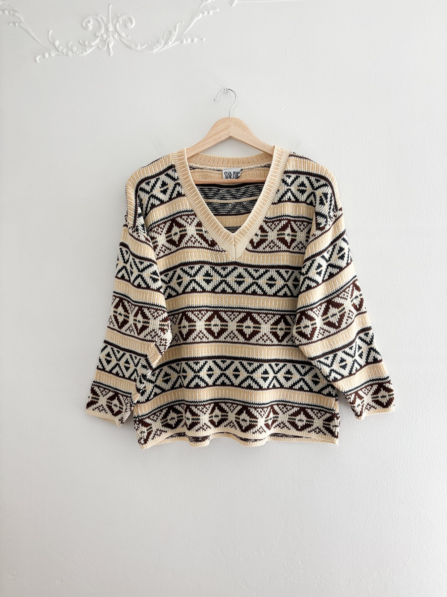 Vintage V Neck Patterned Sweater