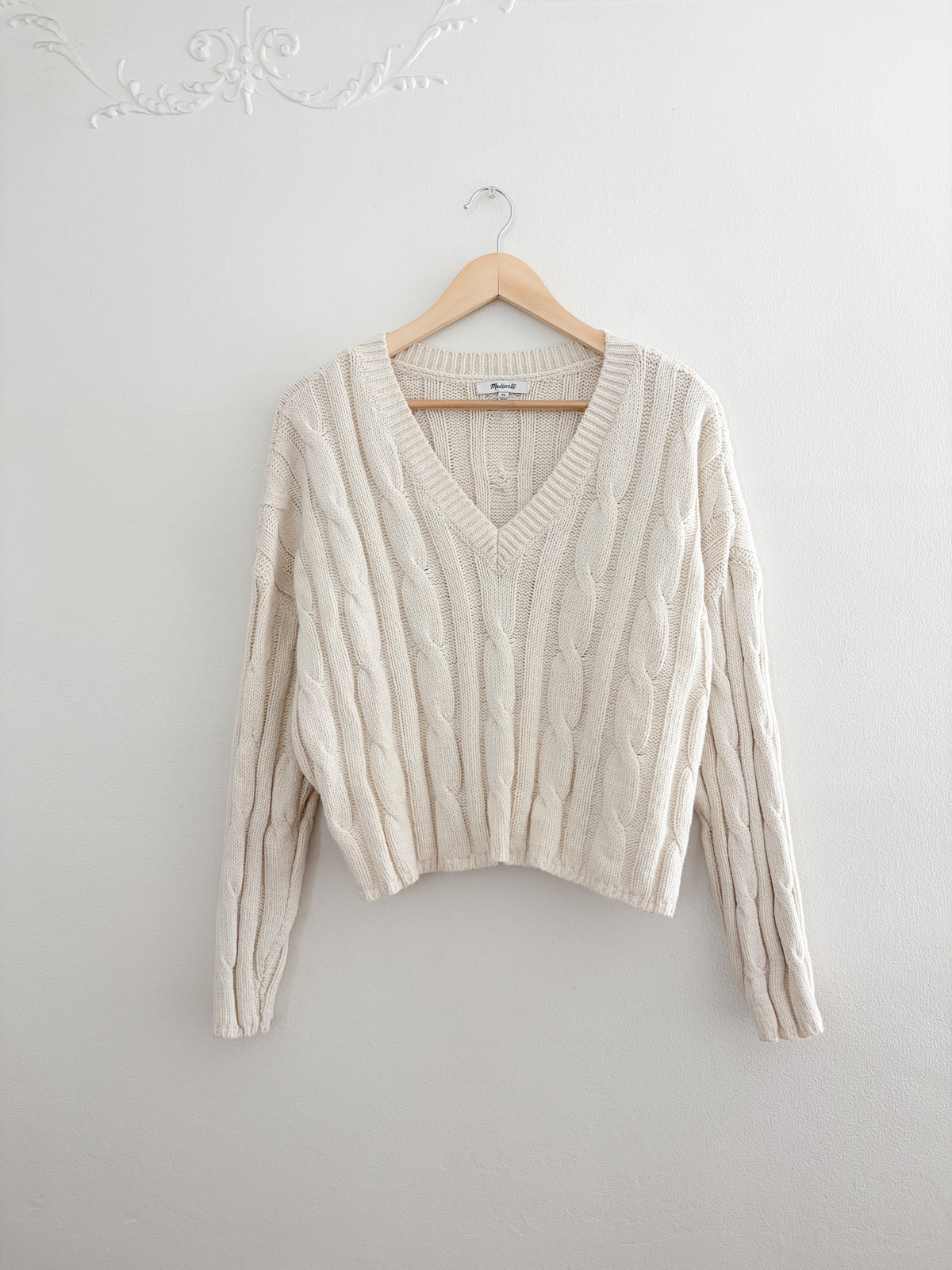 Madewell V Neck Cable Knit Sweater (XL)