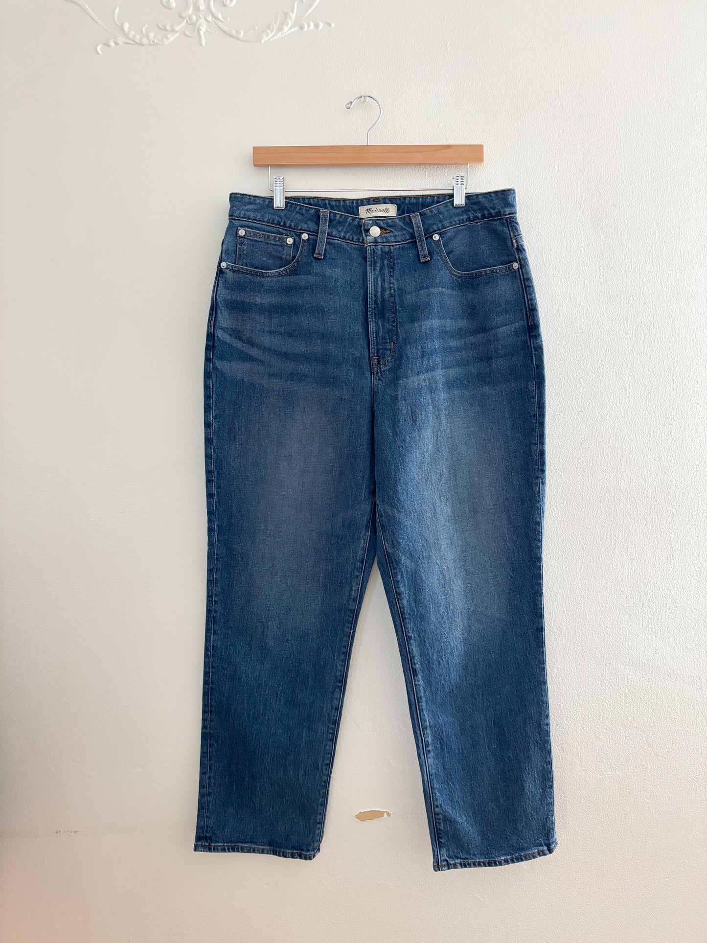 NWOT Madewell Curvy Perfect Vintage Straight Jeans (32)