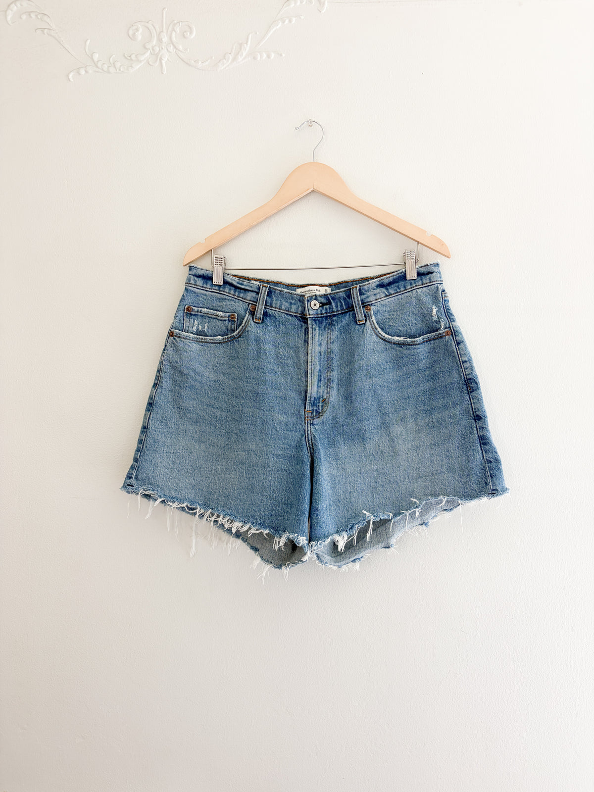 Abercrombie High Rise Dad Short (32)