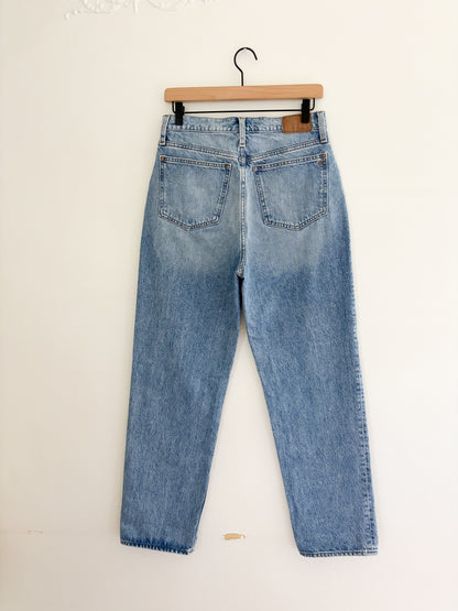 Madewell “perfect vintage straight jean” (27)