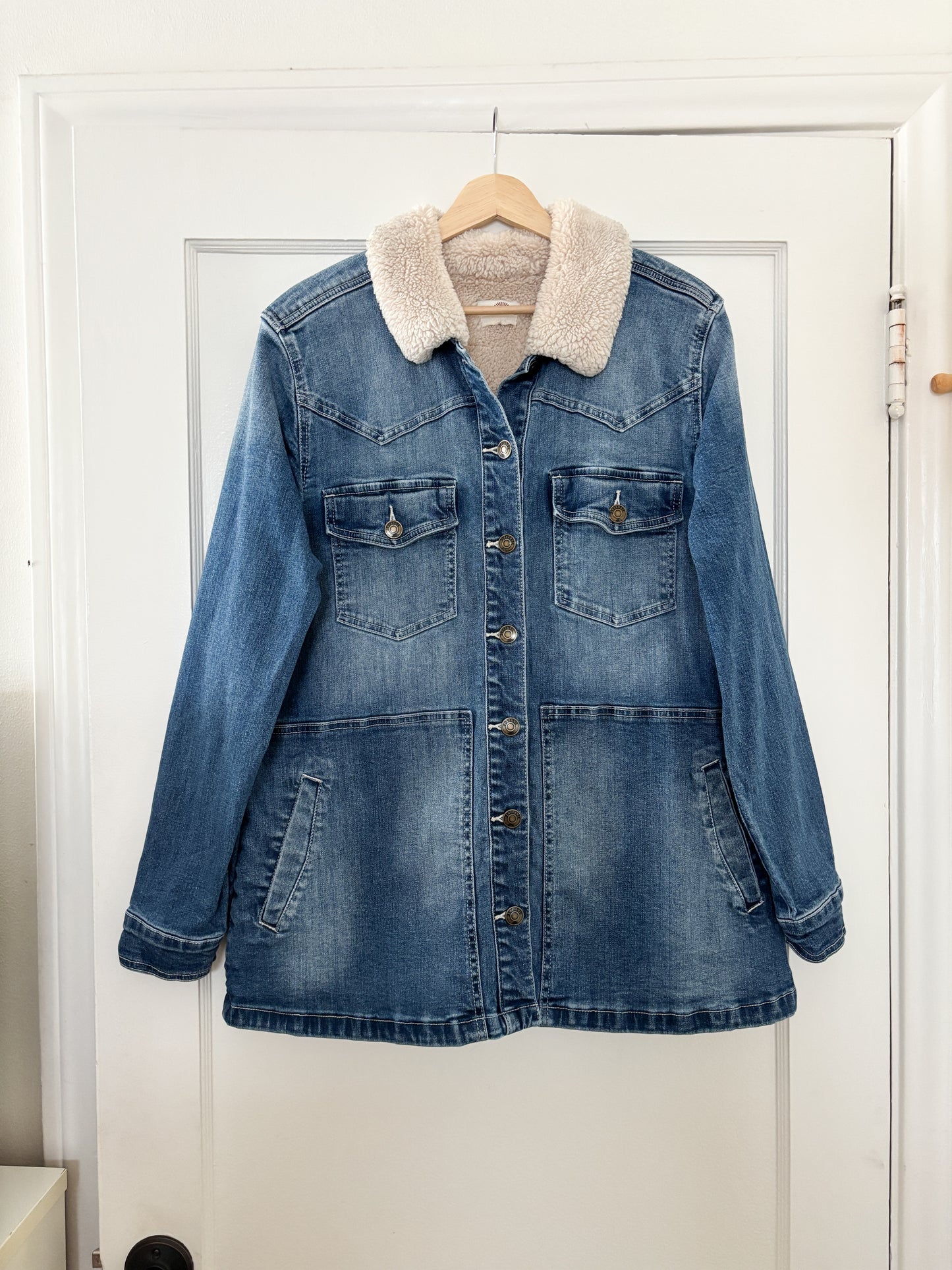 Shyanne Sherpa Denim Jacket (M/L)