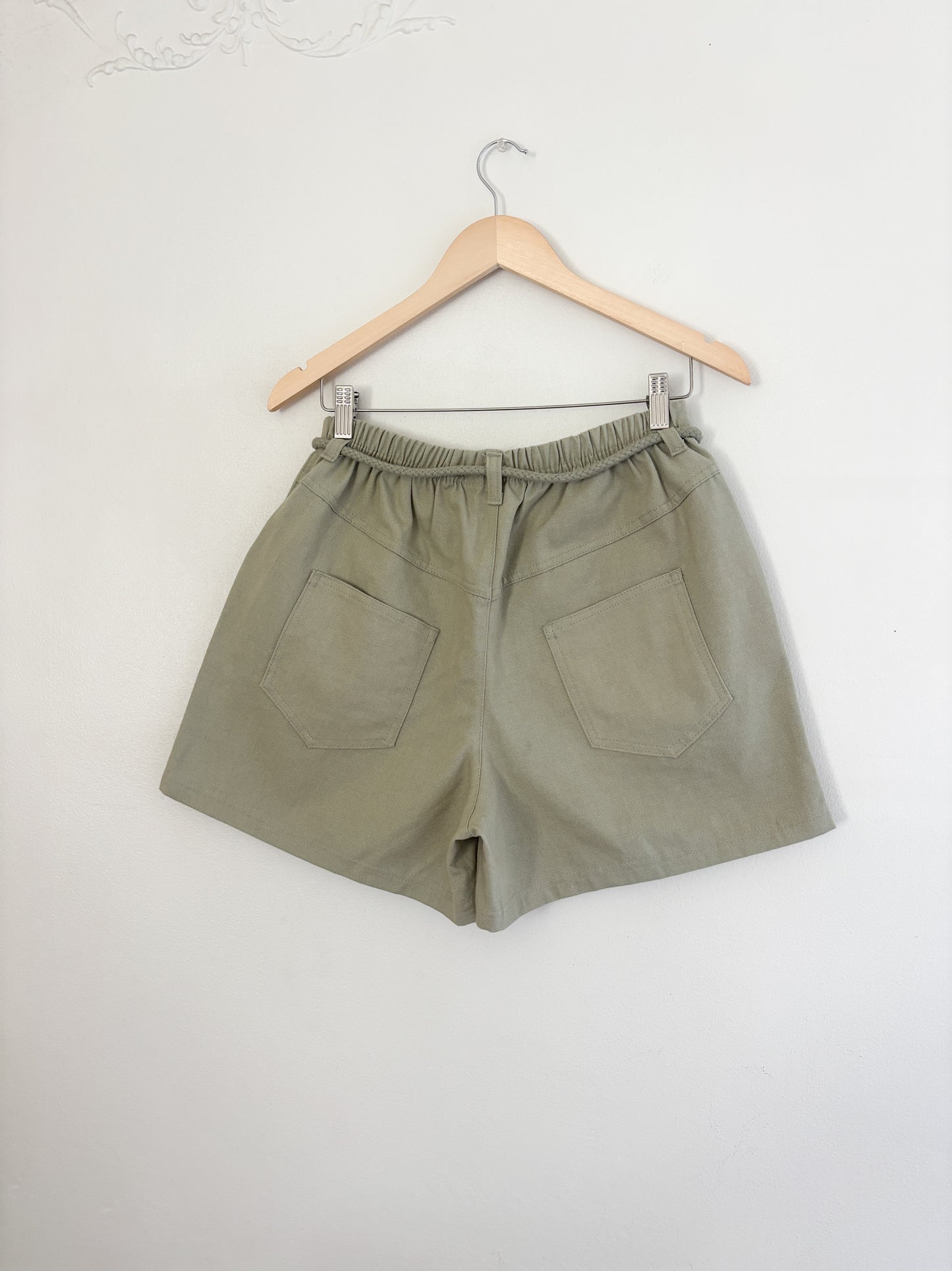 Vintage Sage Easy Shorts (M)