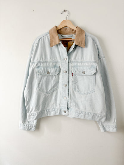 NWT Levis Light Wash Denim Jacket
