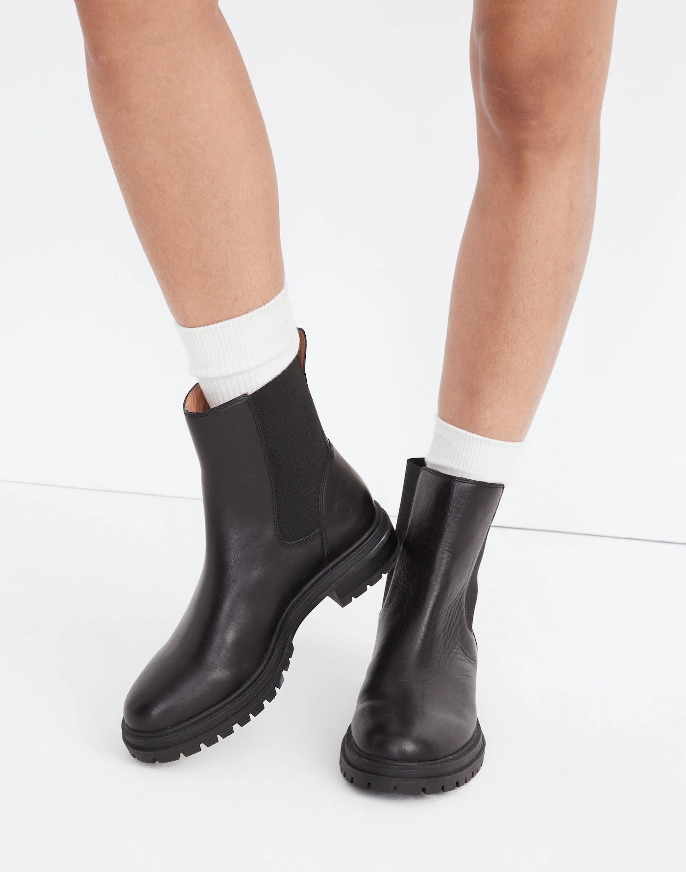 NEW Madewell Pull On Chelsea Lug Sole Boots