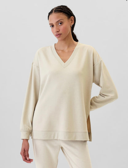 NWT Gap Pullover Crew Neck