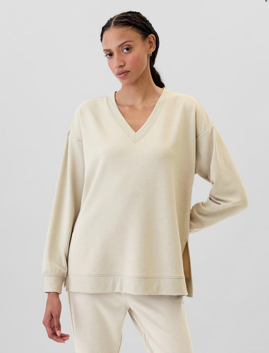 NWT Gap Pullover Crew Neck