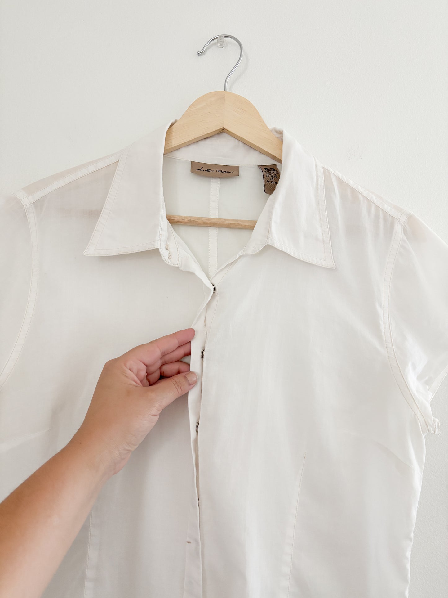 Vintage white button up (S/M)