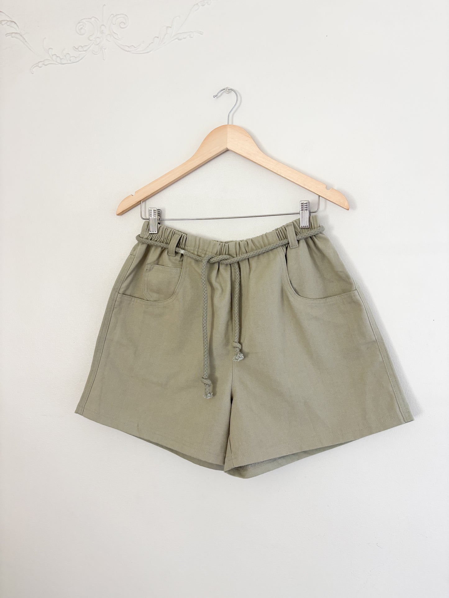 Vintage Sage Easy Shorts (M)