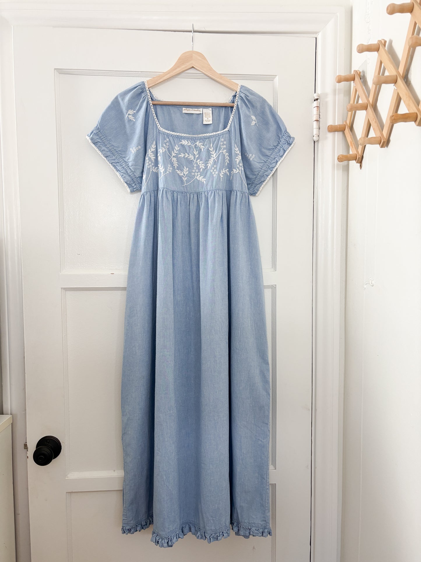 Vintage Floral Puff Sleeve Dress (M)