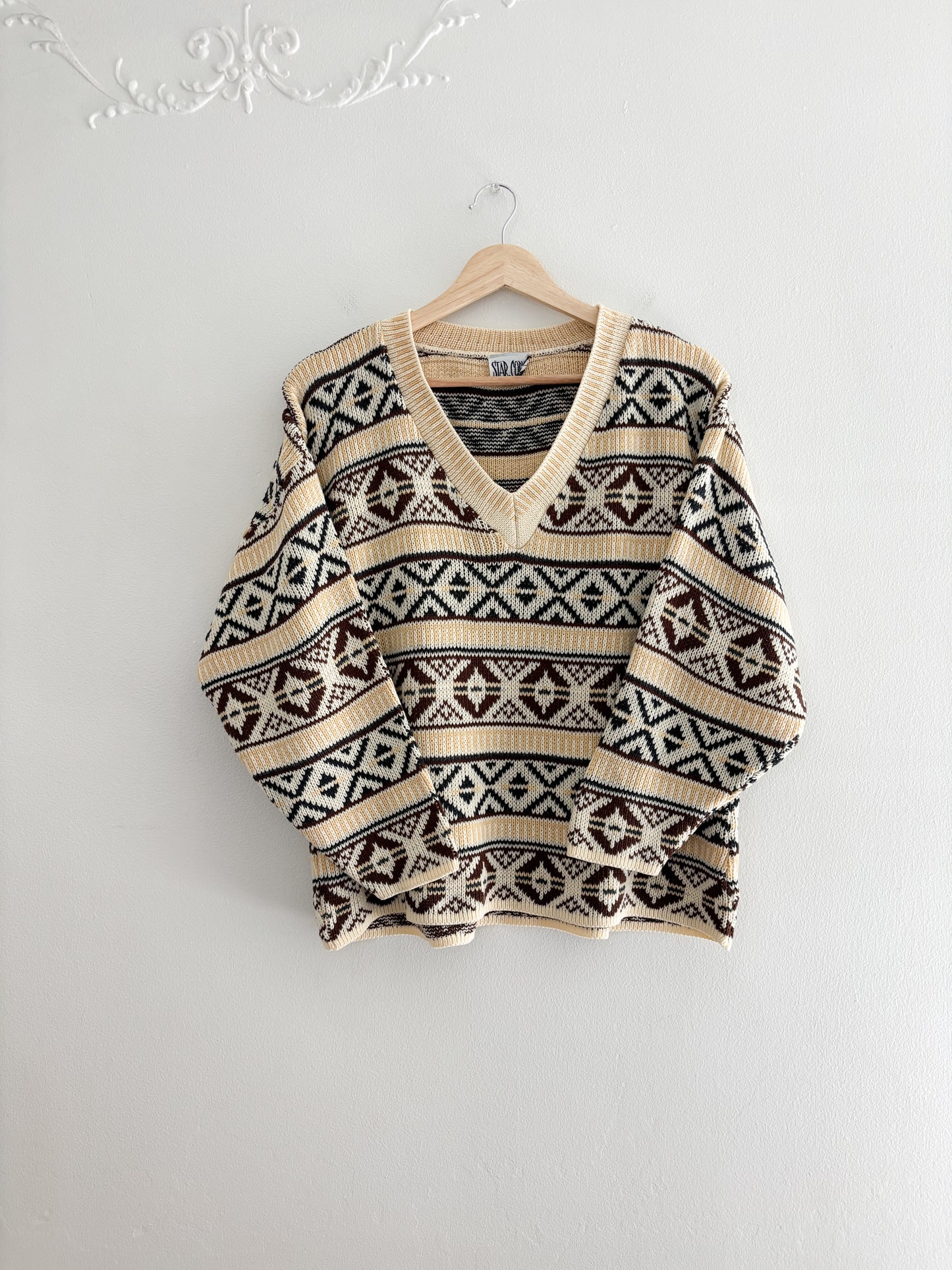 Vintage V Neck Patterned Sweater